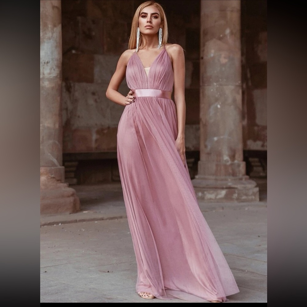 Dusty pink criss cross back ruche front dress with tulle skirt